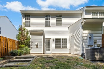 412 Misty Groves Cir, Morrisville, NC 27560