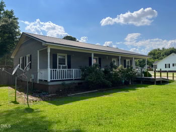 412 Nc 82 , Dunn, NC 28334