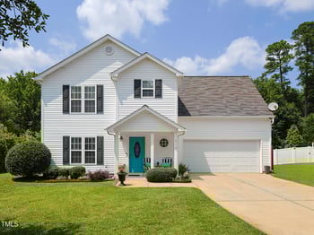 412 Onondaga Ct, Holly Springs, NC 27540