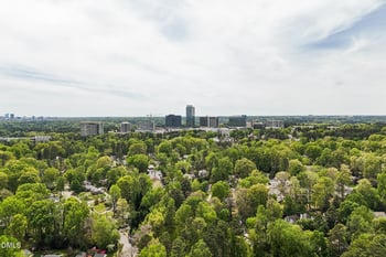 412 Pinecroft Dr, Raleigh, NC 27609