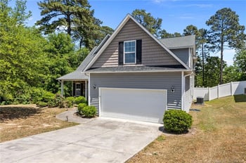 412 Sedgemoor Rd, Fayetteville, NC 28311