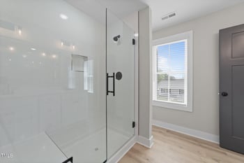 412 Stalllings St, Clayton, NC 27520