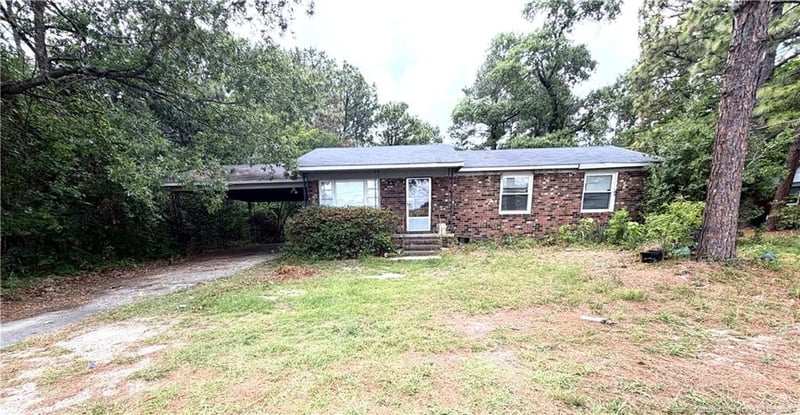 4120 Legion Rd, Hope Mills, NC 28348
