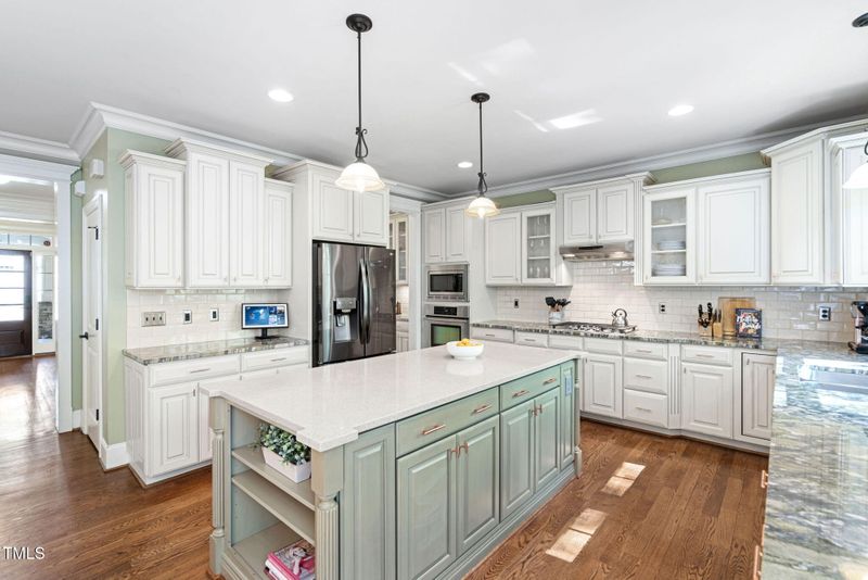 4121 Enfield Ridge Dr, Cary, NC 27519