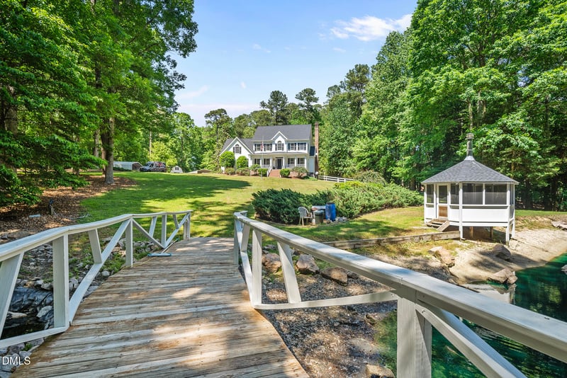 4121 Granite Ridge Trl, Raleigh, NC 27616