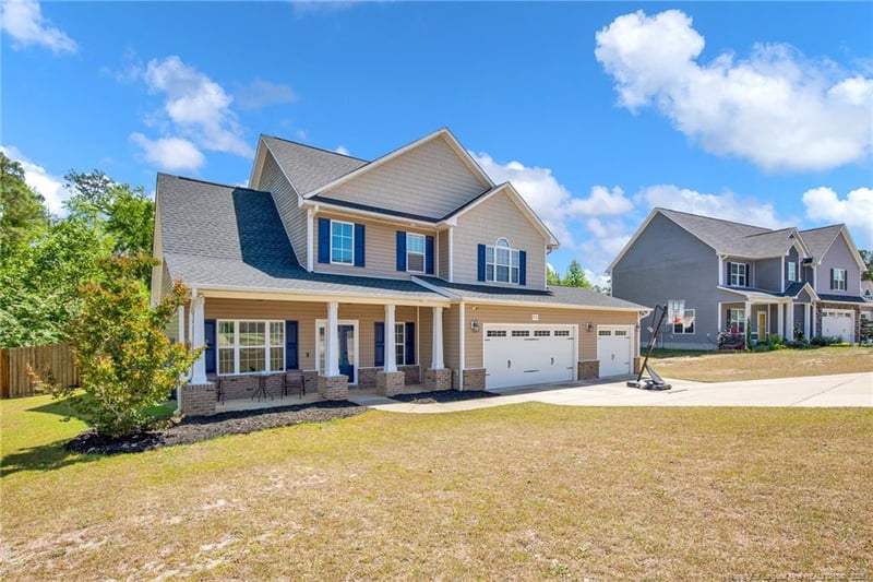 4121 Saint Ives Ct, Fayetteville, NC 28306