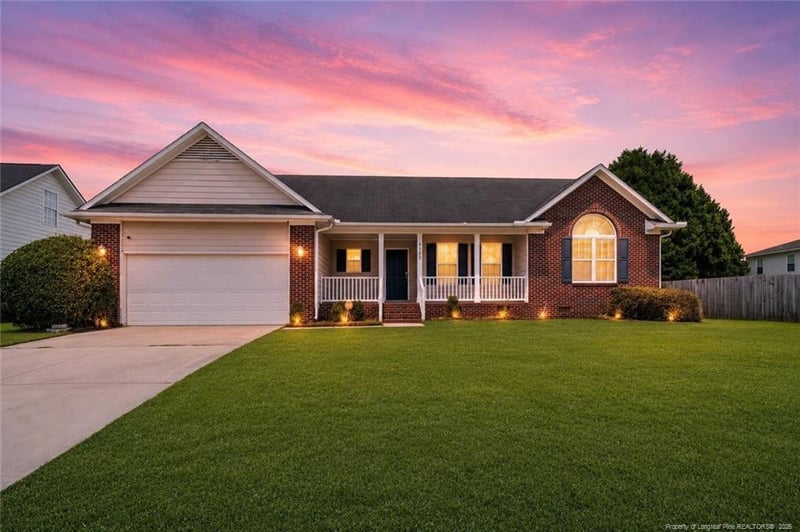 4122 Edward E Maynor Dr, Hope Mills, NC 28348