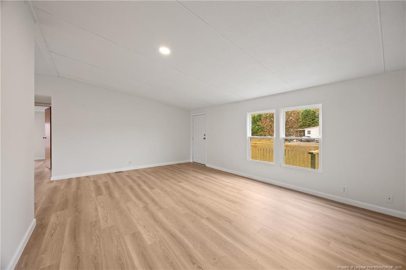 4122 Fulton St, Fayetteville, NC 28312