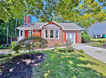 4122 Mill Bridge Rd, Hope Mills, NC 28348