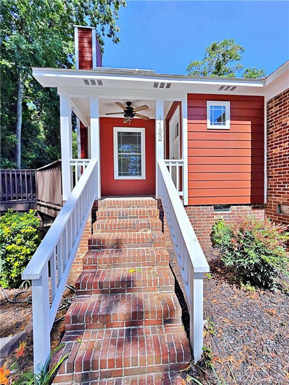 4122 Mill Bridge Rd, Hope Mills, NC 28348