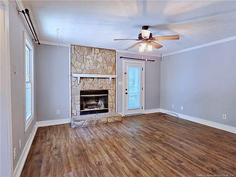 4122 Mill Bridge Rd, Hope Mills, NC 28348