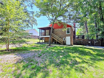 4122 Mill Bridge Rd, Hope Mills, NC 28348