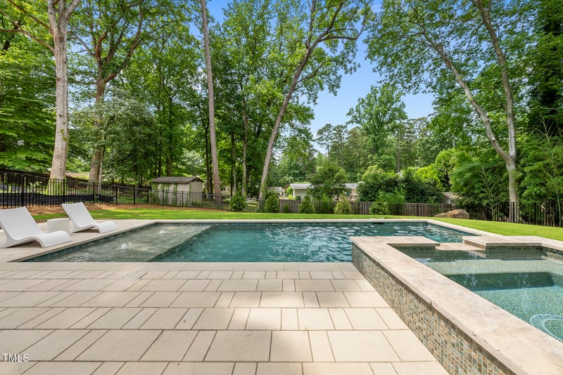 4123 Rockingham Dr, Raleigh, NC 27609