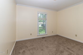4124 Iverson St, Raleigh, NC 27604