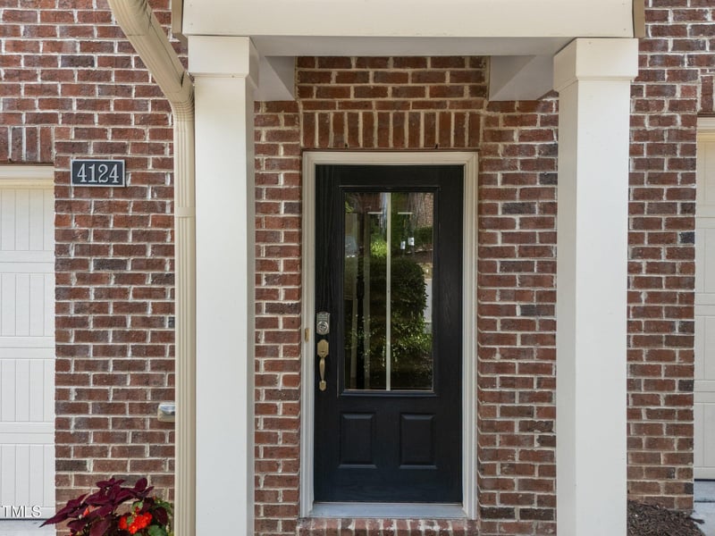 4124 Sykes St, Cary, NC 27519