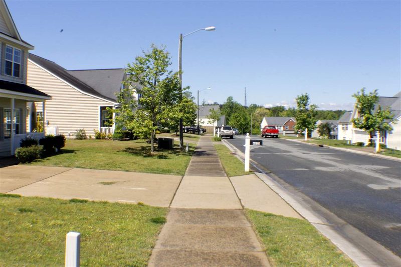 4125 Bay Rum Ln, Raleigh, NC 27610