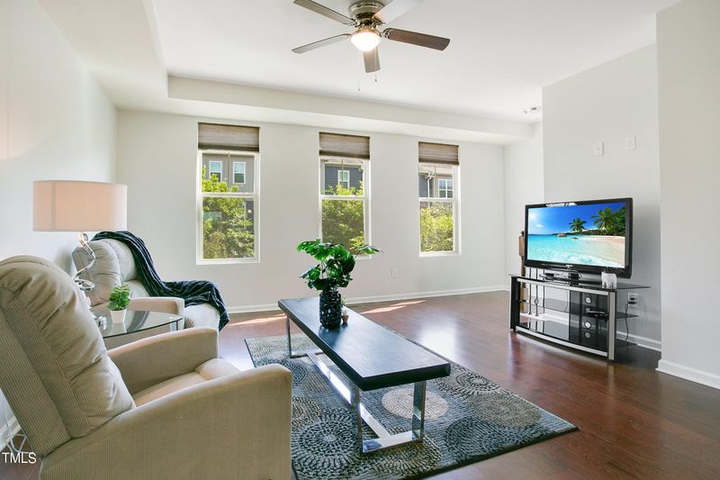 4128 Sykes St, Cary, NC 27519