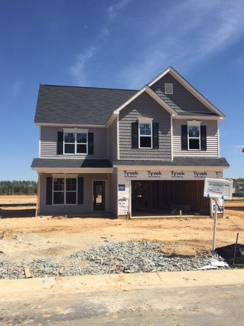 4128 Weavers Pond Dr, Zebulon, NC 27597