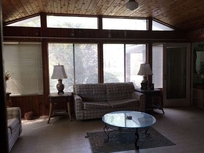 413 Bennett Dr, Selma, NC 27576