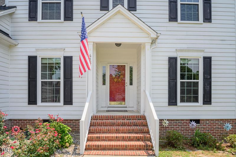 413 Brook Creek Dr, Cary, NC 27519
