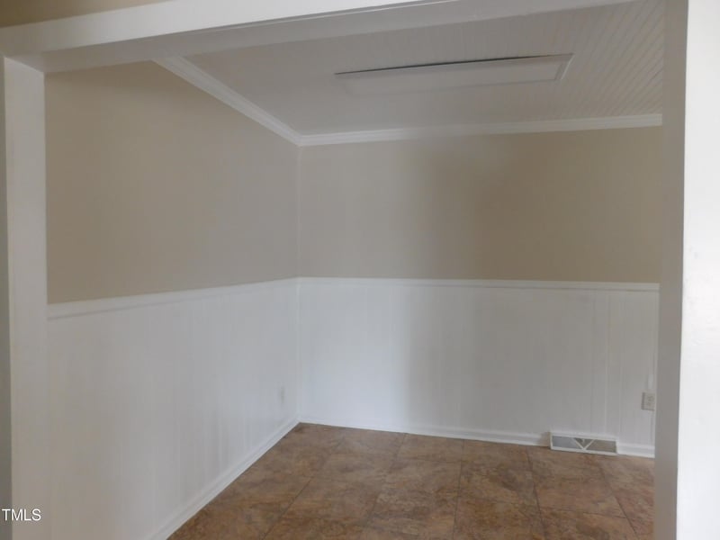 413 Columbia Ave, Burlington, NC 27217