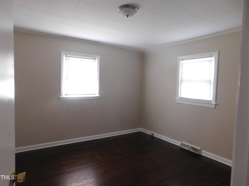 413 Columbia Ave, Burlington, NC 27217
