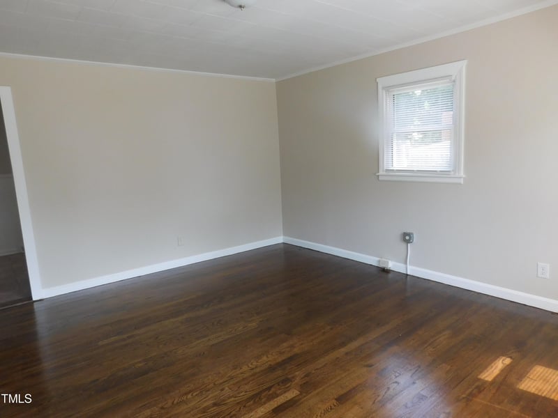 413 Columbia Ave, Burlington, NC 27217