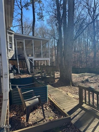 413 Cottonwood Ln, Holly Springs, NC 27540