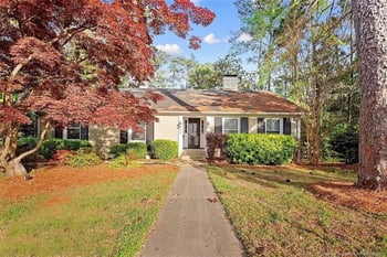 413 Devane St, Fayetteville, NC 28305