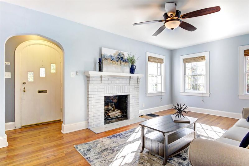413 Dixie Trl, Raleigh, NC 27607