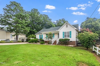 413 Fayetteville St, Clayton, NC 27520
