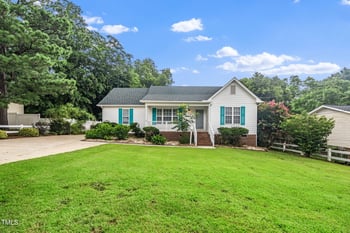 413 Fayetteville St, Clayton, NC 27520