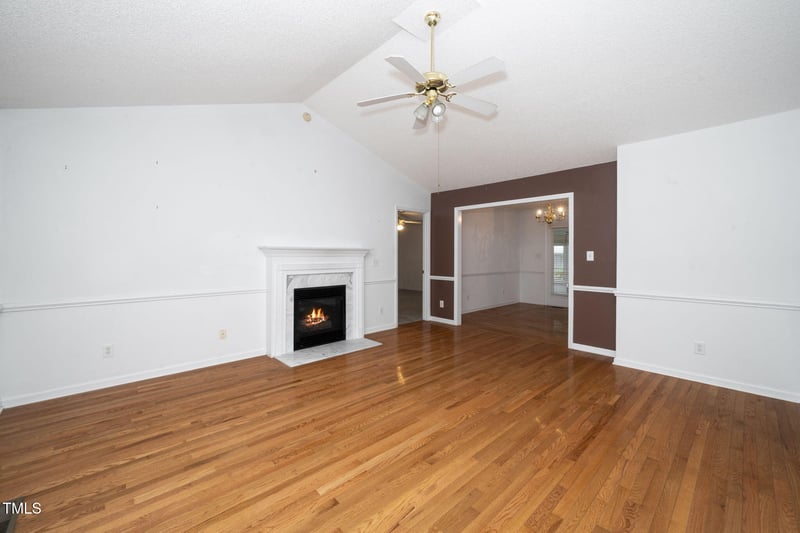 413 Fayetteville St, Clayton, NC 27520