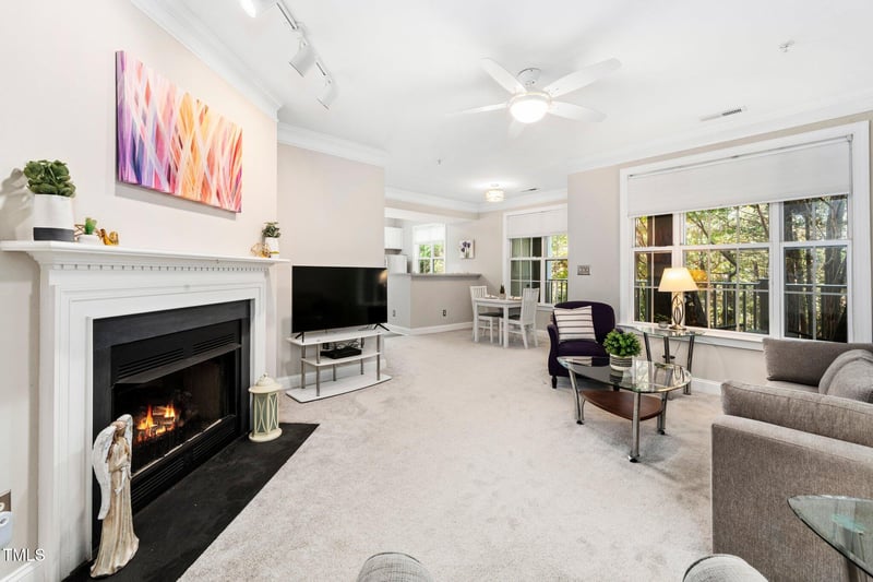 413 Glencrest Pl, Chapel Hill, NC 27514