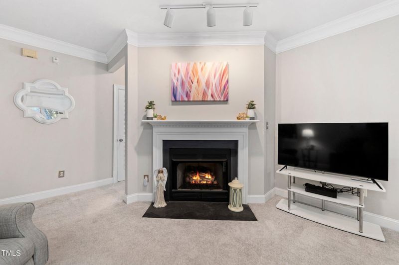 413 Glencrest Pl, Chapel Hill, NC 27514