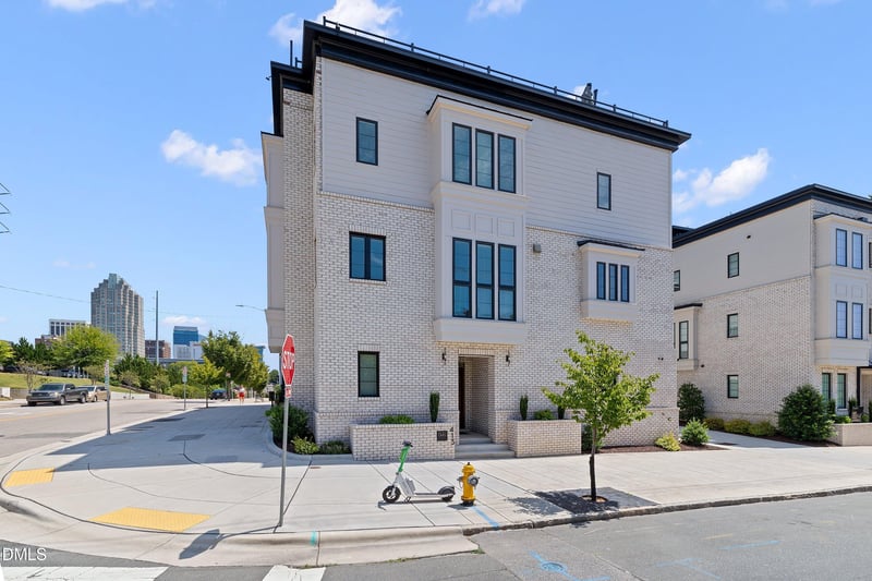 413 W Lenoir St, Raleigh, NC 27601