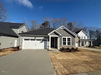 413 Longleaf Glen Ln, Zebulon, NC 27597