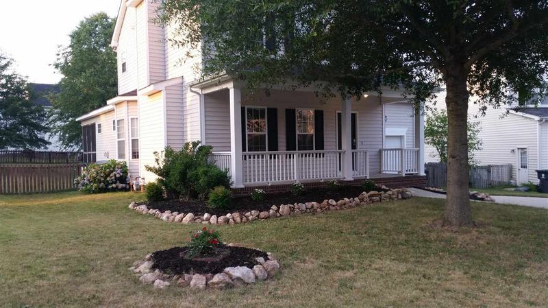 413 E Maple Ave, Holly Springs, NC 27540