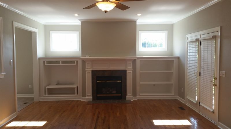 413 E Maple Ave, Holly Springs, NC 27540
