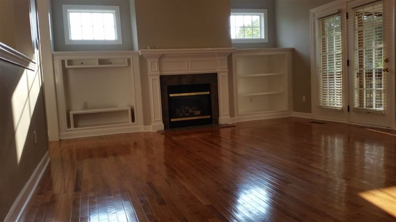 413 E Maple Ave, Holly Springs, NC 27540