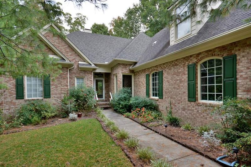 413 Nichols Farm Dr, Durham, NC 27703