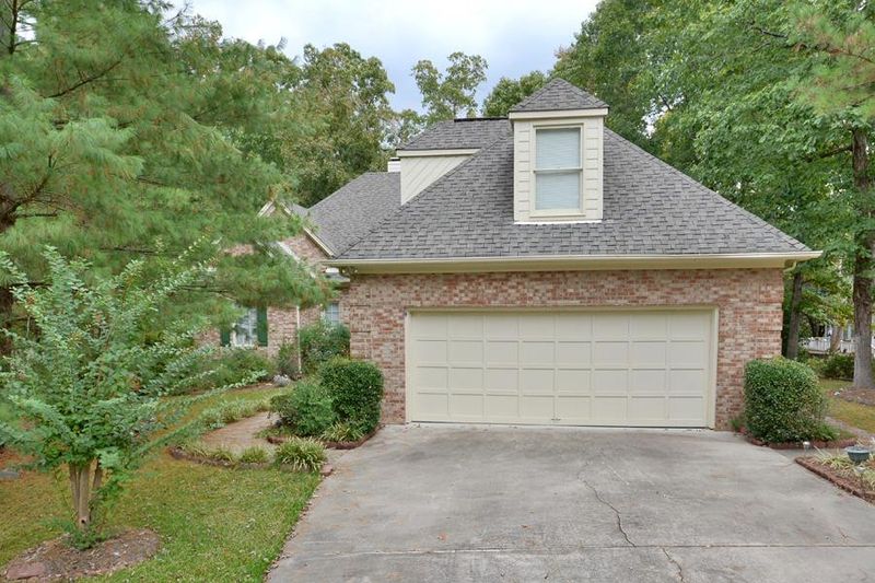 413 Nichols Farm Dr, Durham, NC 27703
