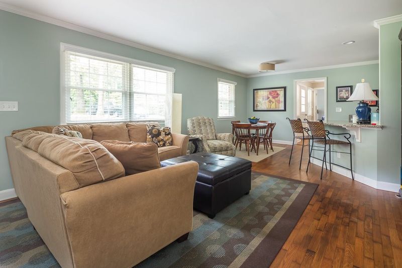 413 Northwood Dr, Raleigh, NC 27609