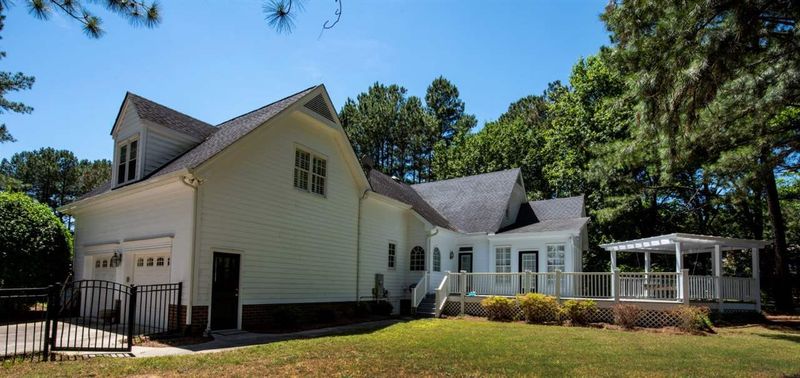 413 Parkside Pl, Zebulon, NC 27597