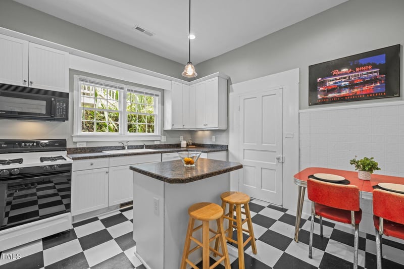 413 Pearce Ave, Wake Forest, NC 27587