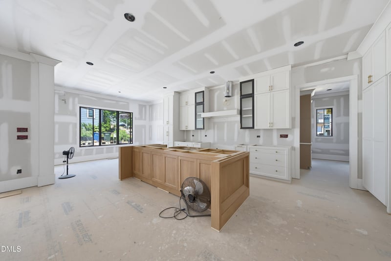 413 Pinecroft Dr, Raleigh, NC 27609