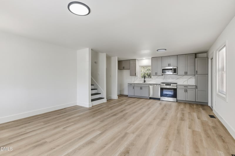 413 Solar Dr, Raleigh, NC 27610