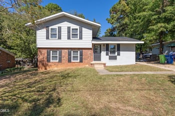413 Solar Dr, Raleigh, NC 27610