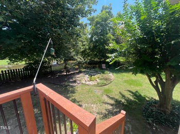 413 Springside Dr, Holly Springs, NC 27540
