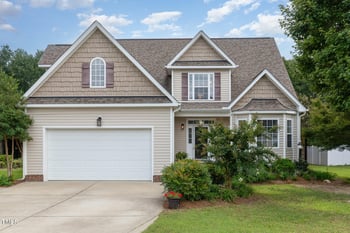 413 Spruce Meadows Ln, Willow Springs, NC 27592